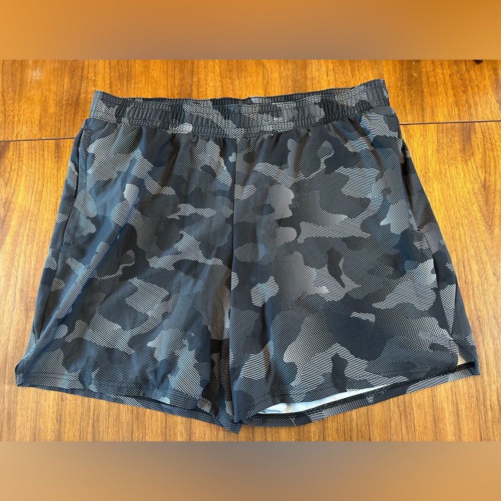 Men's Black Camo Shorts